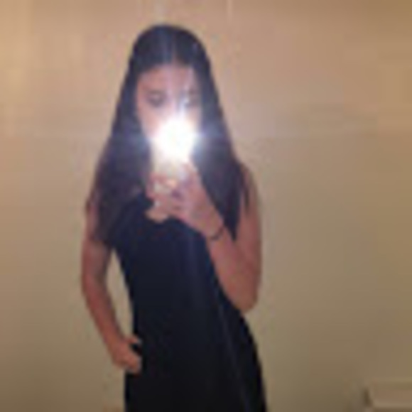 Meet your Posher, Emma - Picture 1 of 1